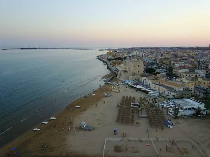 A Pozzallo Vicino Al Mare Villa Bagian luar foto