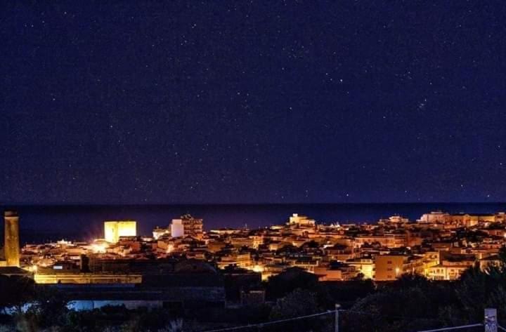 A Pozzallo Vicino Al Mare Villa Bagian luar foto
